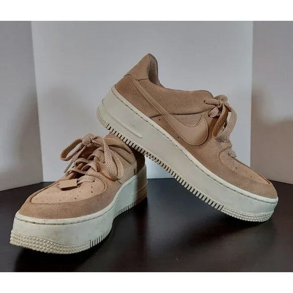 Nike Womens Air Force 1 Sage Low Sneakers Shoes Pink AR5339-201 Suede Lace Up 7 - Picture 4 of 8